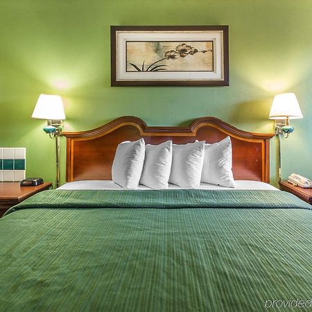 Quality Inn And Suites מאקון מראה חיצוני תמונה